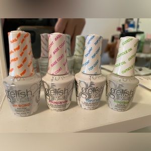 Gelish gel nail polish starter kit and LED curing light